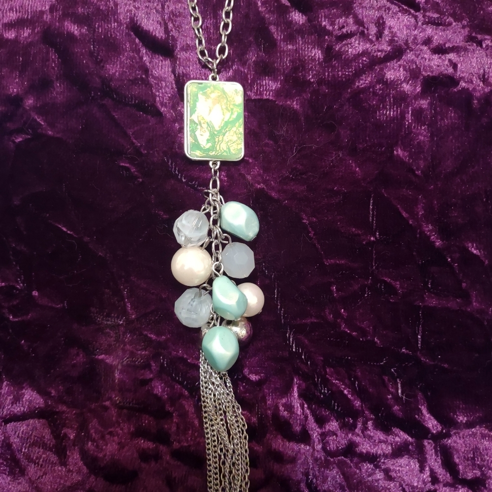 Lot of vintage/costume jewelry necklaces - Picture 7 of 7